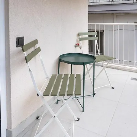 아파트 Modern In *